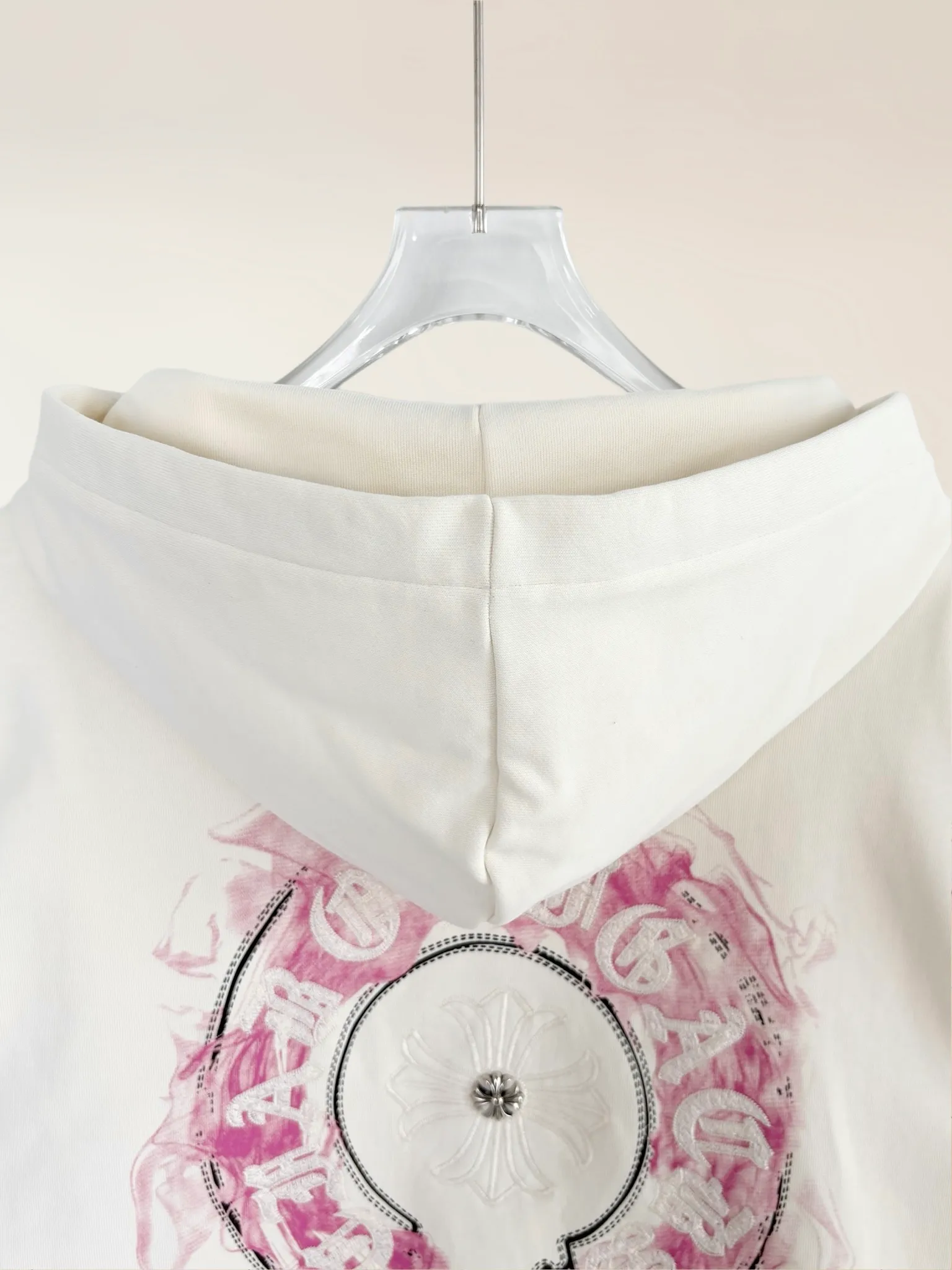 P390 [High Quality] Chrome Hearts Embroidered Horseshoe Rivets🪡+Watermark Letters‼ ️Hooded open-chest sweatshirt *Customized 420g terry cotton fabric, soft, skin-friendly and comfortable *Embroidery process: front horseshoe print + rivet embroidery *A very simple and elegant classic continuation. It is unparalleled in terms of upper body comfort, interpreting your luxury and taste, and creating your fashion style and charm. Three complete standards. Same style for men and women. 𝐂𝐎𝐋𝐎𝐔𝐑: black/light yellow 𝐒𝐈𝐙𝐄: S-XL